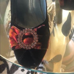 Black/ Green Print Velvet Wedge Via Spiga